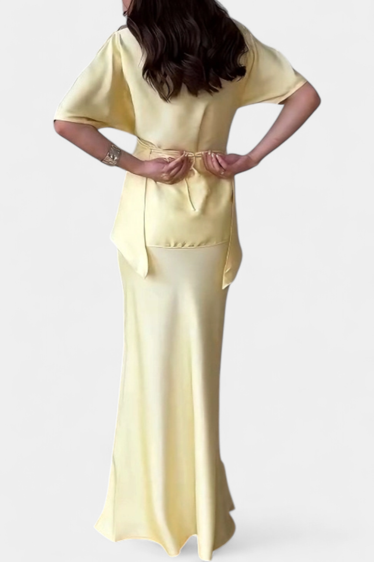 Βελέδα Σετ με Τοπ με Σταυρωτές Τιράντες και Αερίνη Φούστα