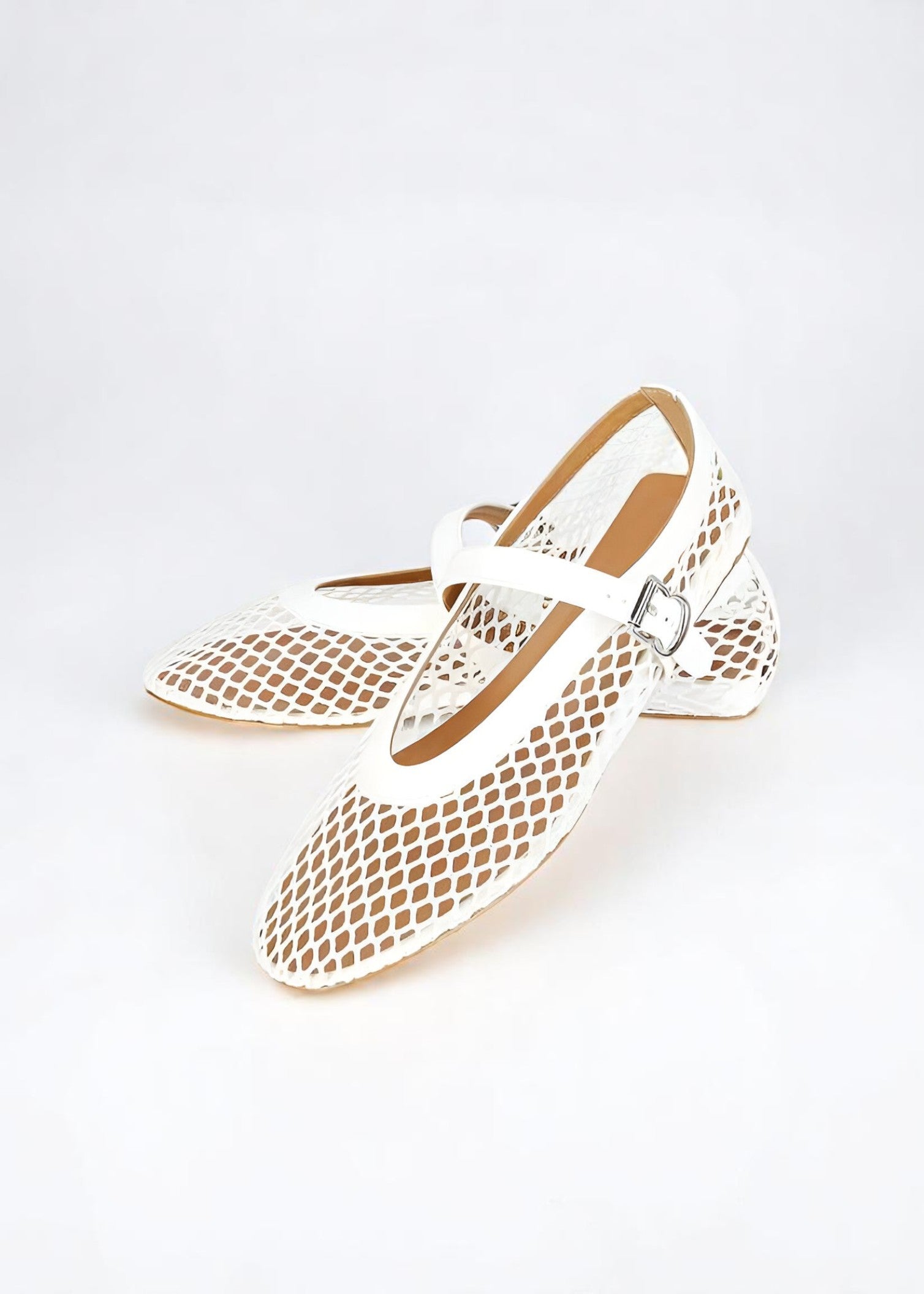 Luna – Mesh Flats με Μοντέρνο &amp; Δηλωτικό Στυλ