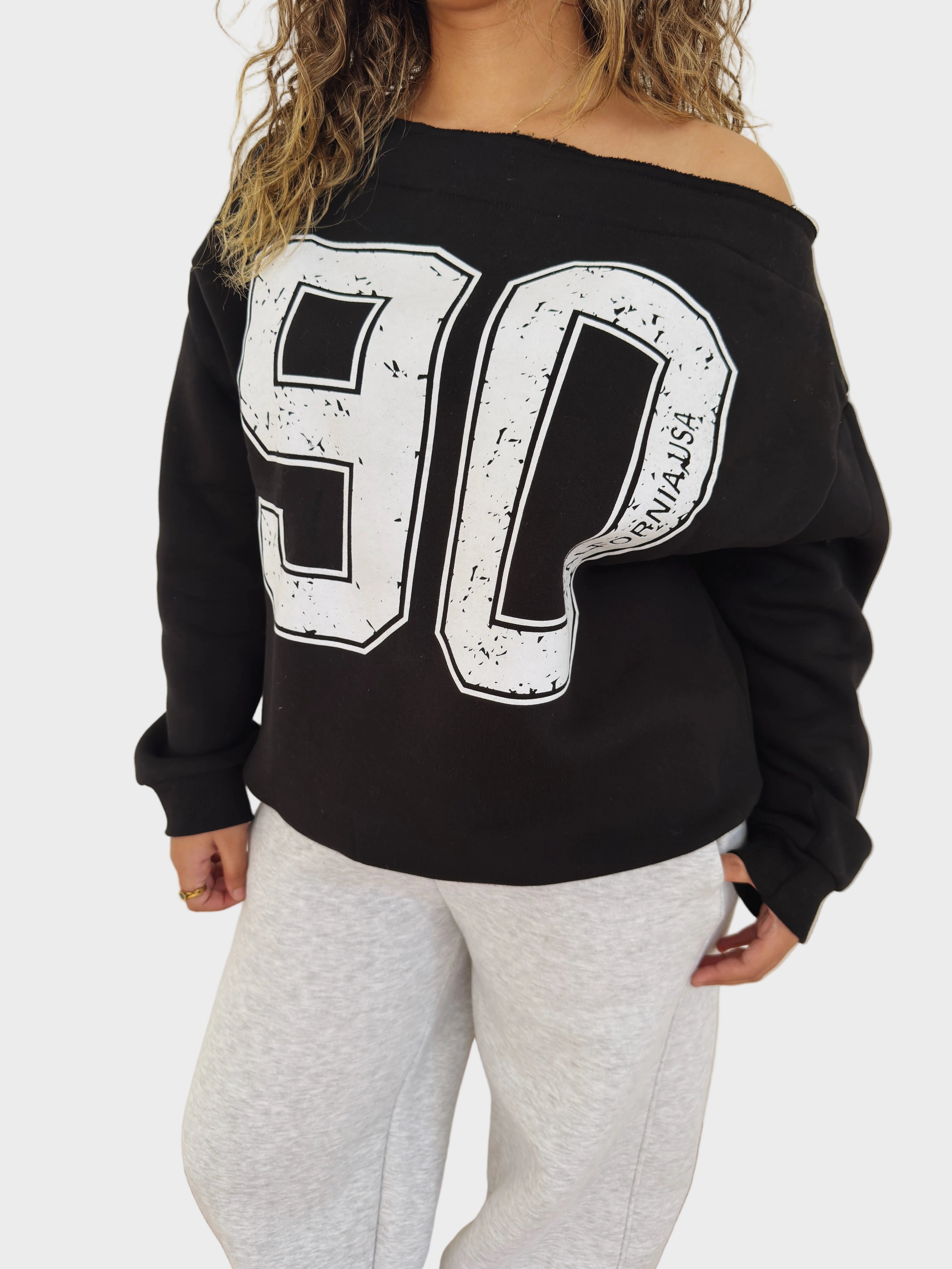 Nadeine | Φούτερ με έξω τους ώμους 90