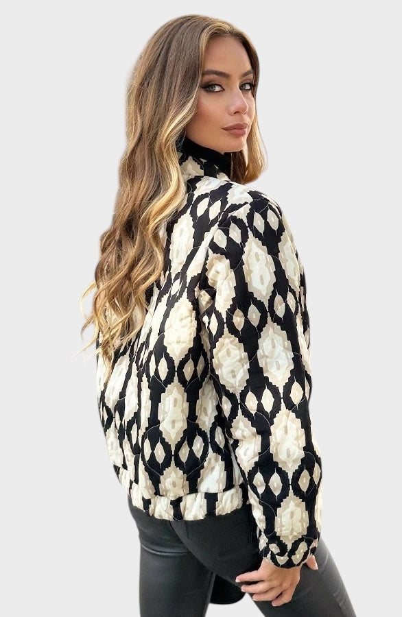 Isla Boho Bomber - Αγαπημένη στιγμή βαν χετ!