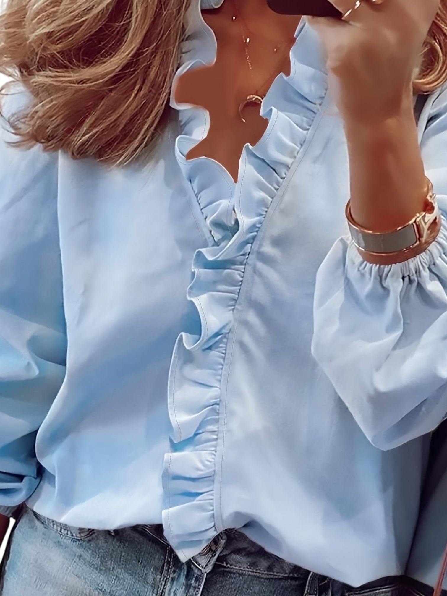 Ανζελίν | Ruffled Λαιμόκοψη V σχήματος Μπλούζα