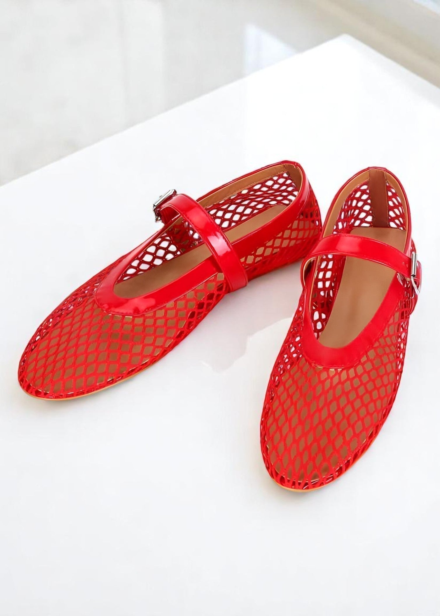 Luna – Mesh Flats με Μοντέρνο &amp; Δηλωτικό Στυλ