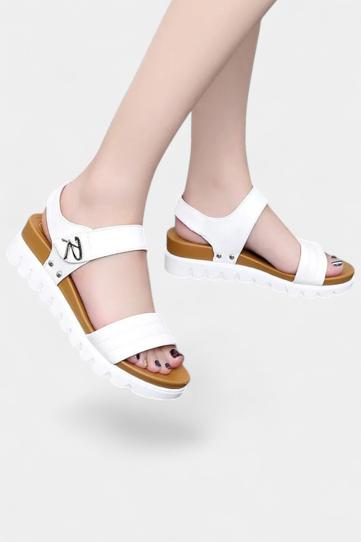 Clothide Casual Platform σανδάλια με διπλό λουρί και ρυθμιζόμενη πόρπη
