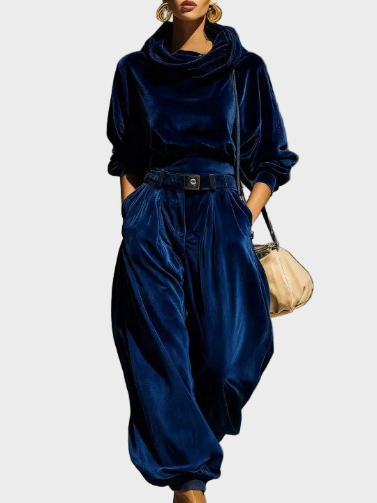 Lisa | Vintage καφέ βελούδινο σετ με φούτερ με κουκούλα και παντελόνι σε χαλαρή γραμμή